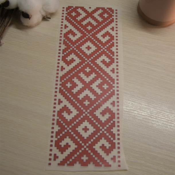 Український орнамент червоний